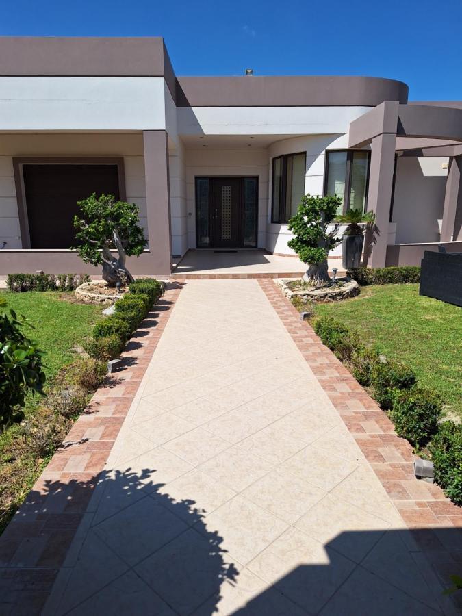 האראקי Villa Maria מראה חיצוני תמונה