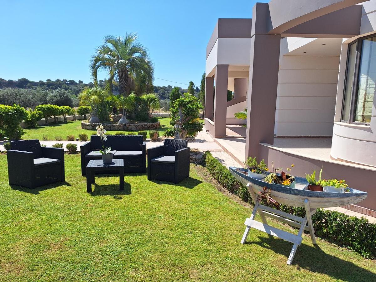 האראקי Villa Maria מראה חיצוני תמונה