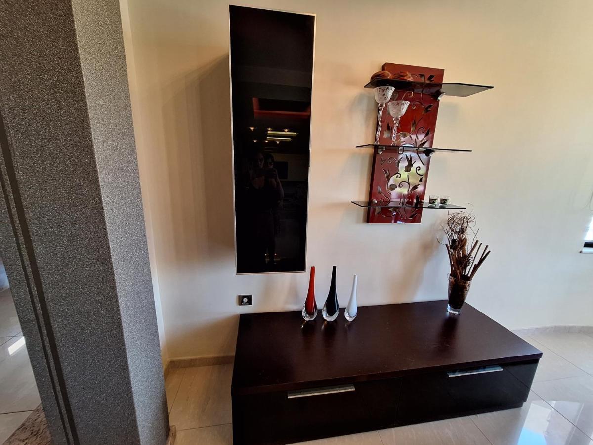 האראקי Villa Maria מראה חיצוני תמונה